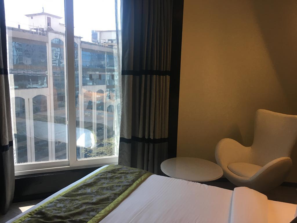 The Empresa Hotel Βομβάη Εξωτερικό φωτογραφία