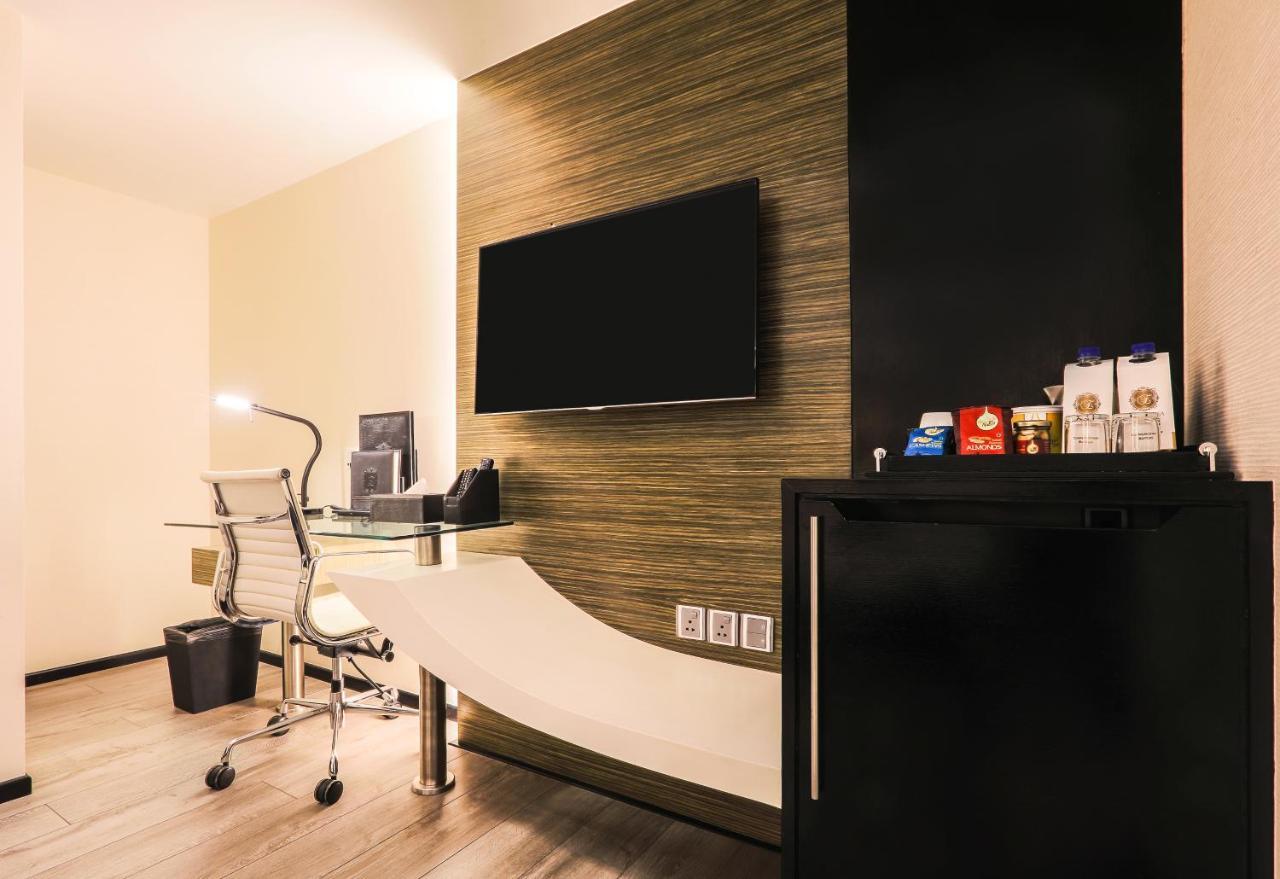 The Empresa Hotel Βομβάη Εξωτερικό φωτογραφία